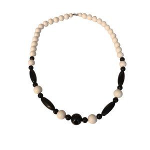 Monet Black and White Acrylic Bead necklace. 14" Vintage Retro